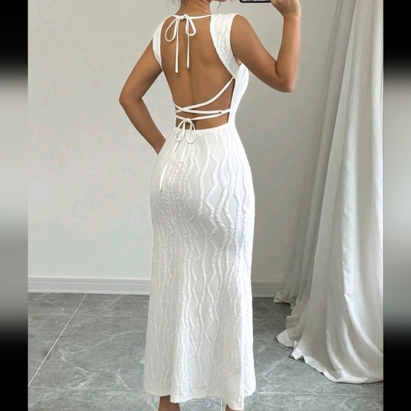 Women's Summer Solid Color Fishtail Hem Spaghetti Strap Bodycon Backless Dress - Picture 4 of 4